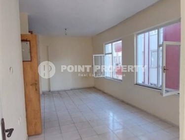 Inexpensive apartment 200 meters from the sea, in the center of the popular area of Alanya - Mahmutlar-id-6886-photo-2