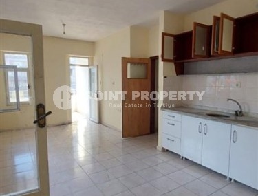 Inexpensive apartment 200 meters from the sea, in the center of the popular area of Alanya - Mahmutlar-id-6886-photo-3