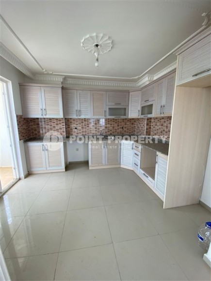 Spacious duplex 5+1, with a total area of 260 m2, on the 6th floor with an attic, in the picturesque area of Alanya - Avsallar-id-6891-photo-3