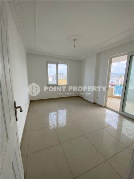 Spacious duplex 5+1, with a total area of 260 m2, on the 6th floor with an attic, in the picturesque area of Alanya - Avsallar-id-6891-photo-6