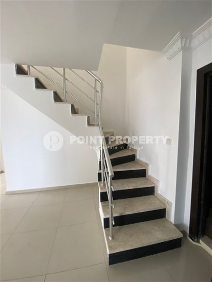 Spacious duplex 5+1, with a total area of 260 m2, on the 6th floor with an attic, in the picturesque area of Alanya - Avsallar-id-6891-photo-11