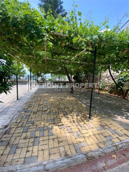 Spacious duplex 5+1, with a total area of 260 m2, on the 6th floor with an attic, in the picturesque area of Alanya - Avsallar-id-6891-photo-19