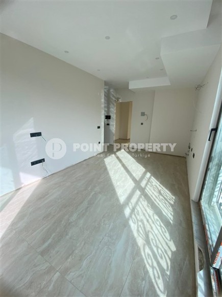 Небольшая квартира с чистовой отделкой, на 1-м этаже в жилом комплексе на финальном этапе строительства-id-6893-фото-4