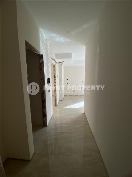 Небольшая квартира с чистовой отделкой, на 1-м этаже в жилом комплексе на финальном этапе строительства-id-6893-фото-6