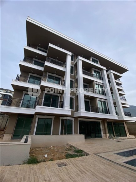 Небольшая квартира с чистовой отделкой, на 1-м этаже в жилом комплексе на финальном этапе строительства-id-6893-фото-9