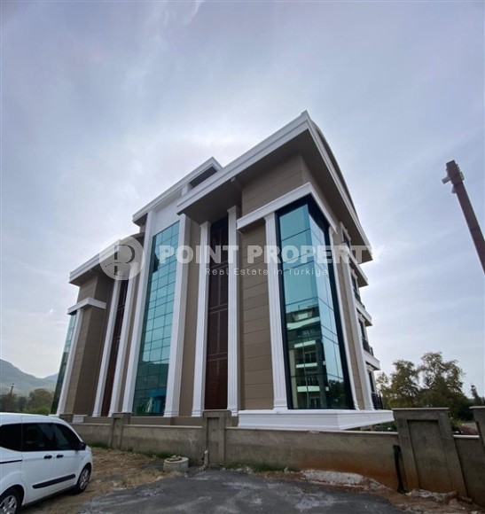 Небольшая квартира с чистовой отделкой, на 1-м этаже в жилом комплексе на финальном этапе строительства-id-6893-фото-10