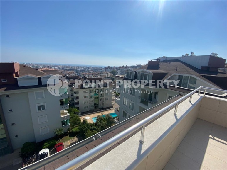 Large two-level apartment 5+1, with a total area of 380 m2, on the 4th floor with an attic in a popular area of Alanya - Lower Oba-id-6895-photo-17