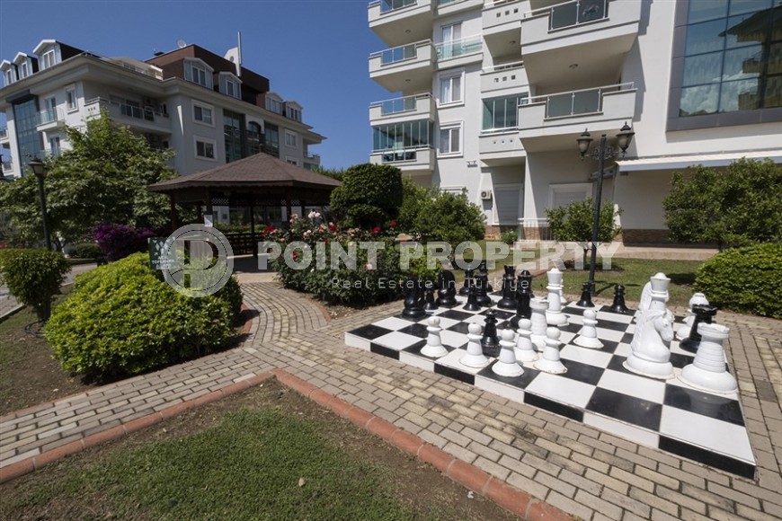 Large two-level apartment 5+1, with a total area of 380 m2, on the 4th floor with an attic in a popular area of Alanya - Lower Oba-id-6895-photo-25