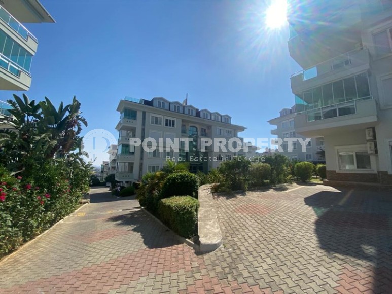 Large two-level apartment 5+1, with a total area of 380 m2, on the 4th floor with an attic in a popular area of Alanya - Lower Oba-id-6895-photo-28