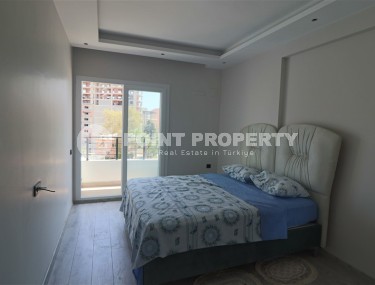 Новая квартира с мебелью и бытовой техникой в 500 метрах от моря, в центре района Томюк-id-6901-фото-4