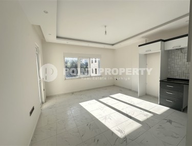 Новая квартира на 1-м этаже в жилом комплексе, введенном в эксплуатацию в 2023 году, в 1500 метрах от моря-id-6906-фото-3