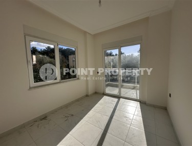 Новая квартира на 1-м этаже в жилом комплексе, введенном в эксплуатацию в 2023 году, в 1500 метрах от моря-id-6906-фото-4