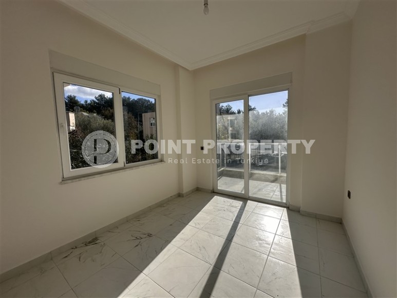 Новая квартира на 1-м этаже в жилом комплексе, введенном в эксплуатацию в 2023 году, в 1500 метрах от моря-id-6906-фото-4