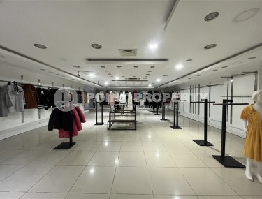 Detached commercial premises with a total area of 1050 m2, on one of the central streets of Alanya-id-6908-photo-4