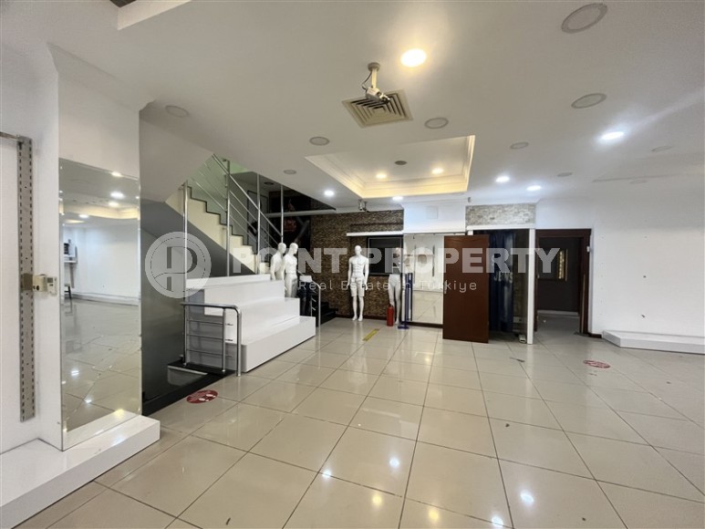 Detached commercial premises with a total area of 1050 m2, on one of the central streets of Alanya-id-6908-photo-7