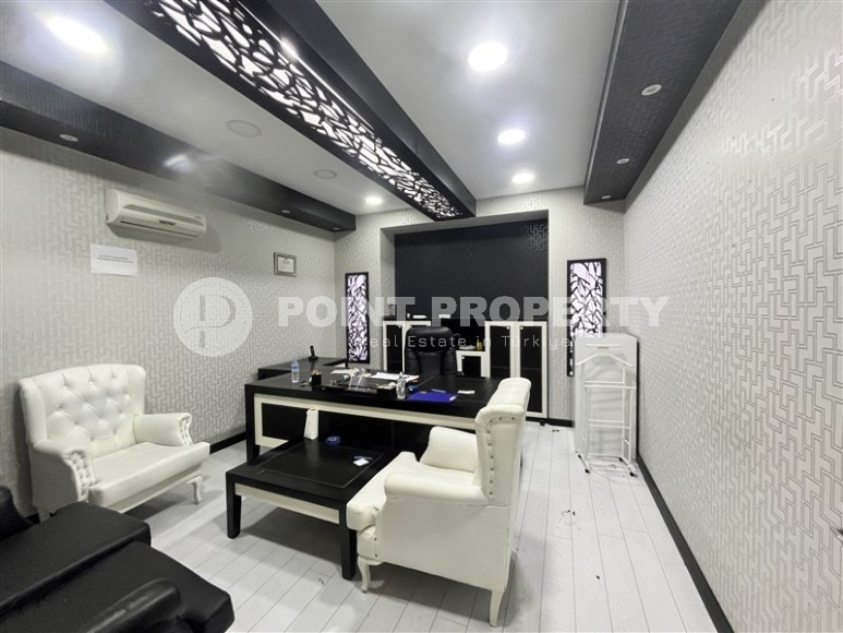 Detached commercial premises with a total area of 1050 m2, on one of the central streets of Alanya-id-6908-photo-11