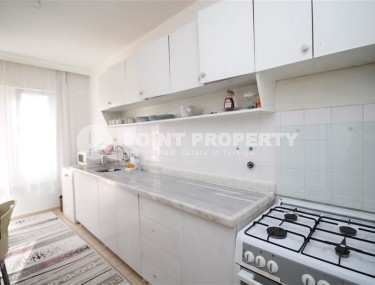 Spacious apartment 2+1, with a total area of 120 m2, on the 3rd floor in a building built in 2003-id-6911-photo-3