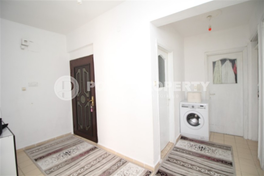 Spacious apartment 2+1, with a total area of 120 m2, on the 3rd floor in a building built in 2003-id-6911-photo-9