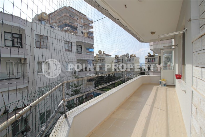 Spacious apartment 2+1, with a total area of 120 m2, on the 3rd floor in a building built in 2003-id-6911-photo-11