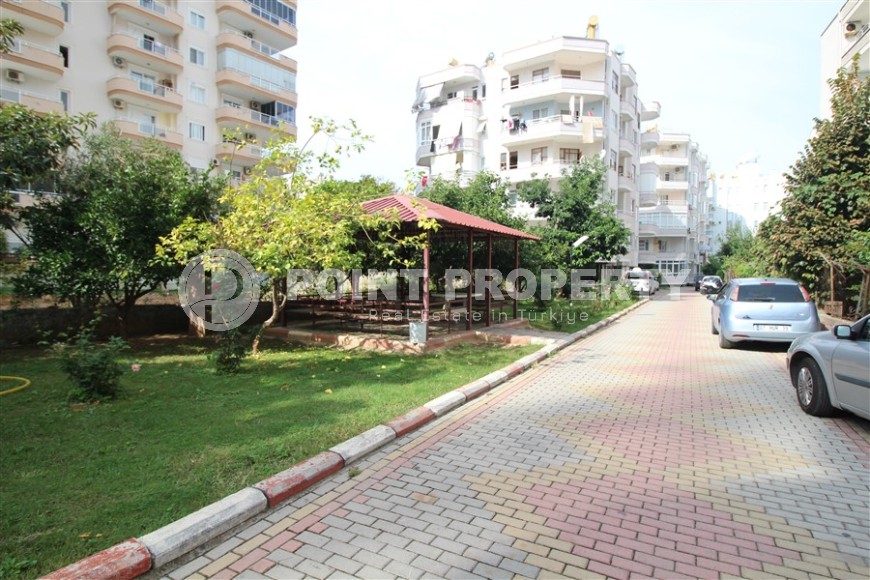 Spacious apartment 2+1, with a total area of 120 m2, on the 3rd floor in a building built in 2003-id-6911-photo-12