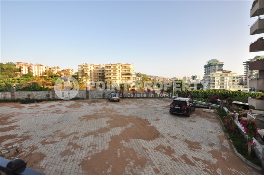 Small new apartment with fine finishing 500 meters from the beach, in the center of Mahmutlar-id-6912-photo-20