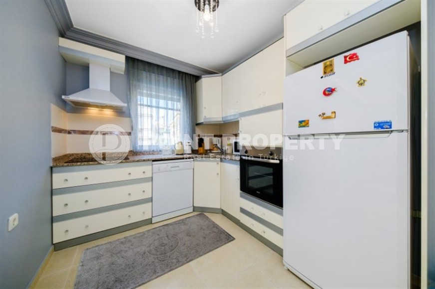 Comfortable apartment with modern design, furniture and household appliances, 750 meters from the sea-id-6913-photo-4