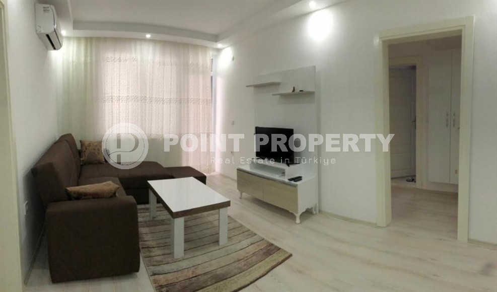 4-storey building with six apartments and a cafe on the 1st floor, in the center of Alanya-id-6917-photo-5