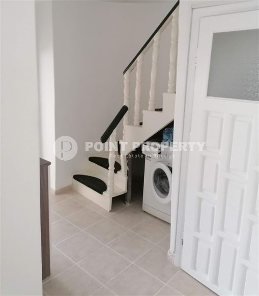 Меблированная двухуровневая квартира с видом на горы и море, в самом сердце Аланьи, в историческом районе крепости Кале-id-6920-фото-11