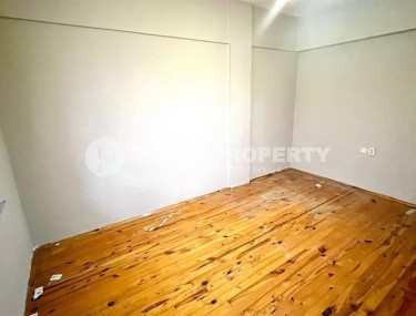 Inexpensive apartment on the 1st floor in a building built in 2005, in the center of the popular area of Alanya - Mahmutlar-id-6923-photo-5