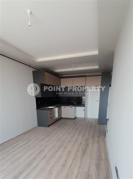 Apartment with sea views on the 10th floor, in the center of a quiet area of Mersin - Tomyuk-id-6927-photo-2