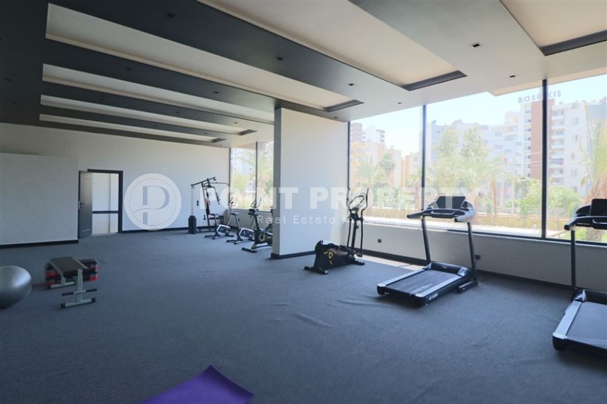 Apartment with sea views on the 10th floor, in the center of a quiet area of Mersin - Tomyuk-id-6927-photo-12