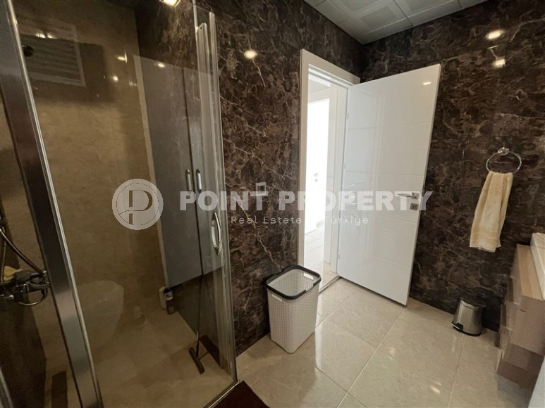 Панорамная квартира с роскошным видом на море, в 50 метрах от пляжа, в центре района Кестель-id-6929-фото-7