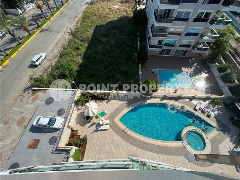 Панорамная квартира с роскошным видом на море, в 50 метрах от пляжа, в центре района Кестель-id-6929-фото-16