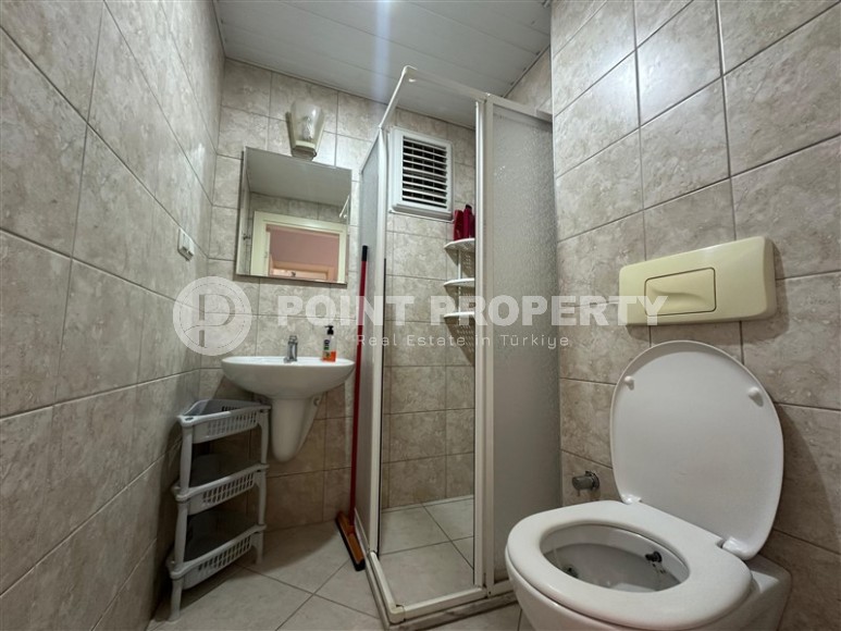 Bright, cozy apartment with two glazed balconies 950 meters from the sea, in the center of Cikcilli-id-6931-photo-9