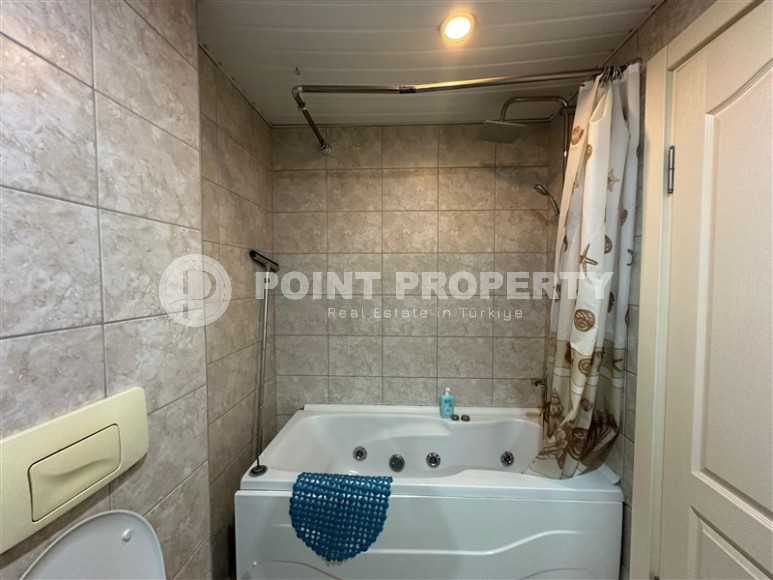 Bright, cozy apartment with two glazed balconies 950 meters from the sea, in the center of Cikcilli-id-6931-photo-10