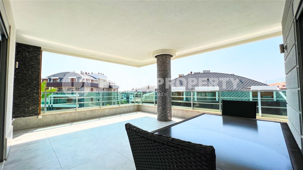 Modern, comfortable apartment 3+1 one kilometer from the sea, in the center of the Nizhnyaya Oba district-id-6934-photo-15