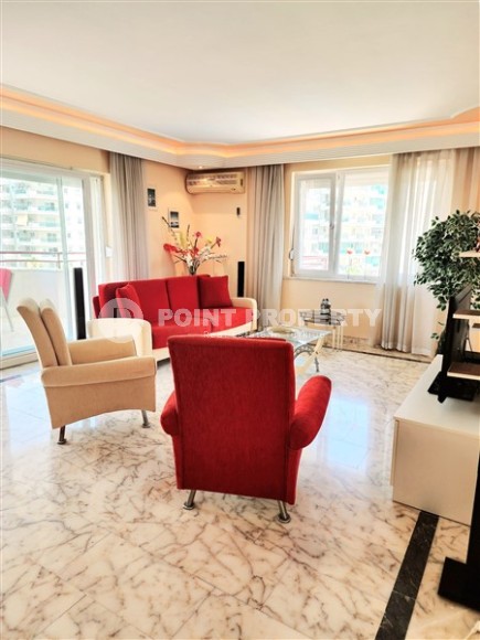 Cozy apartment with two bedrooms 250 meters from the sea, in the center of Mahmutlar-id-6942-photo-4