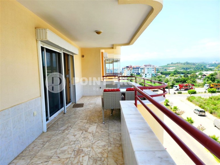 Cozy apartment with two bedrooms 250 meters from the sea, in the center of Mahmutlar-id-6942-photo-14