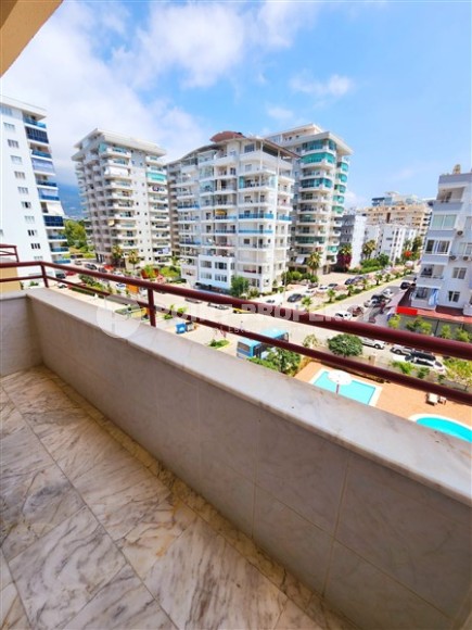 Cozy apartment with two bedrooms 250 meters from the sea, in the center of Mahmutlar-id-6942-photo-16