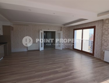 Просторная линейная квартира 3+1, общей площадью 160 м2, в 350 метрах от Средиземного моря-id-6943-фото-2