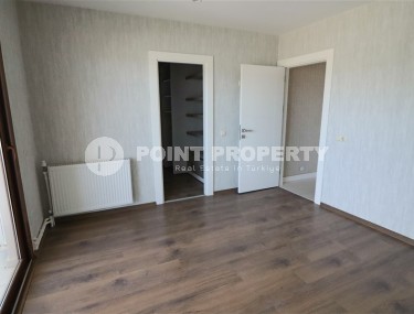 Просторная линейная квартира 3+1, общей площадью 160 м2, в 350 метрах от Средиземного моря-id-6943-фото-4