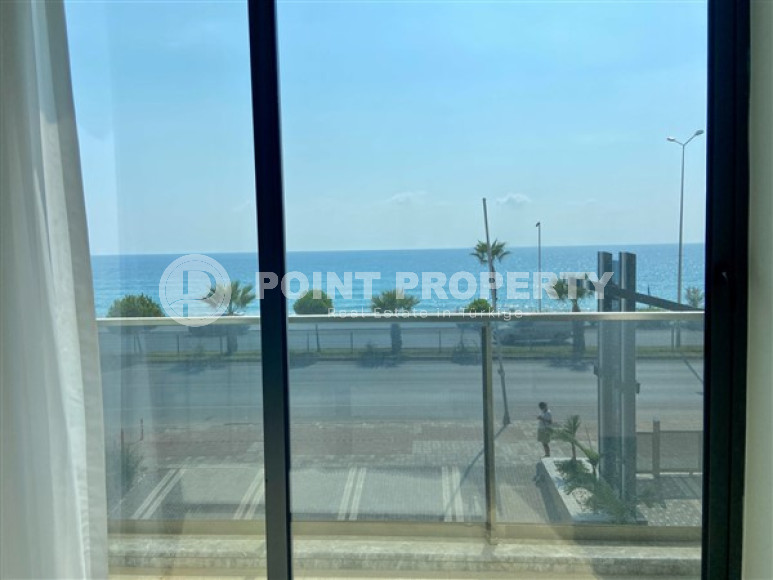 Three-room apartment, 80 m², in a premium complex on the first coastline in Mahmutlar, Alanya.-id-1542-photo-14