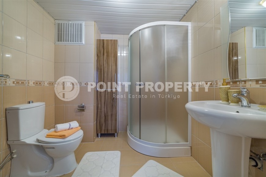 Благоустроенная квартира 2+1, общей площадью 110 м2, на 4-м этаже в центре спокойного района Аланьи - Тосмур-id-6948-фото-10