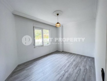 Spacious 2+1 apartment with a total area of 110 m2, on the 2nd floor in a comfortable residential complex, in the Cikcilli area-id-6957-photo-5