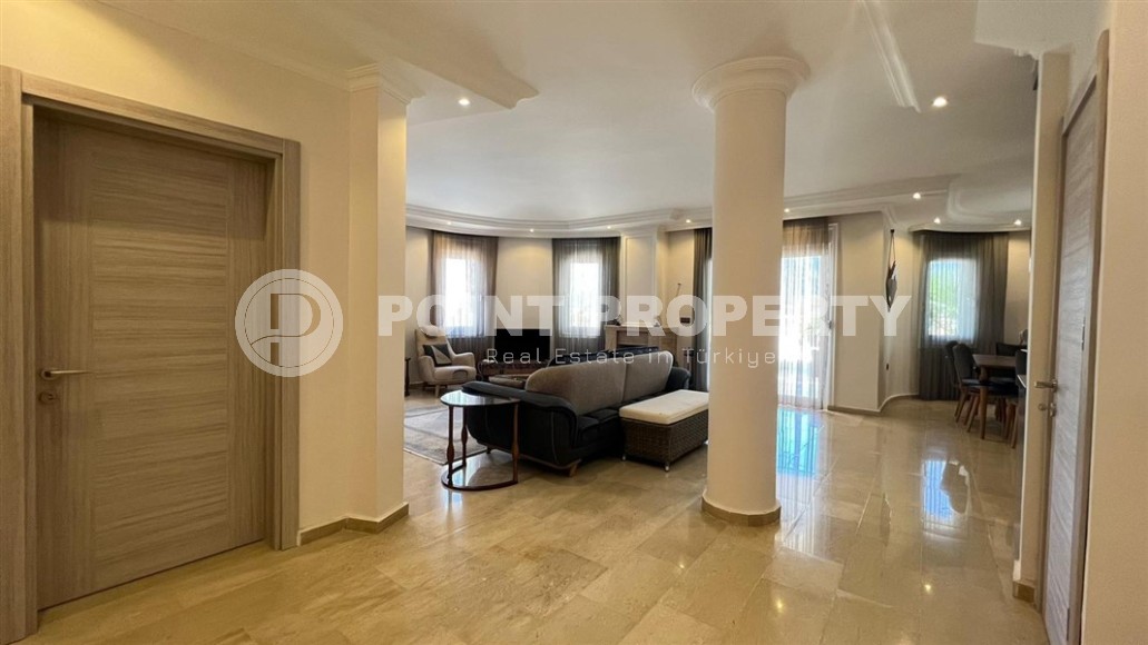 Panoramic villa with sea and mountain views in a picturesque, ecologically clean area of Alanya - Kargicak-id-6975-photo-3