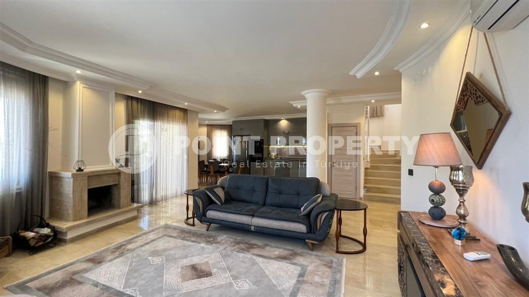 Panoramic villa with sea and mountain views in a picturesque, ecologically clean area of Alanya - Kargicak-id-6975-photo-5