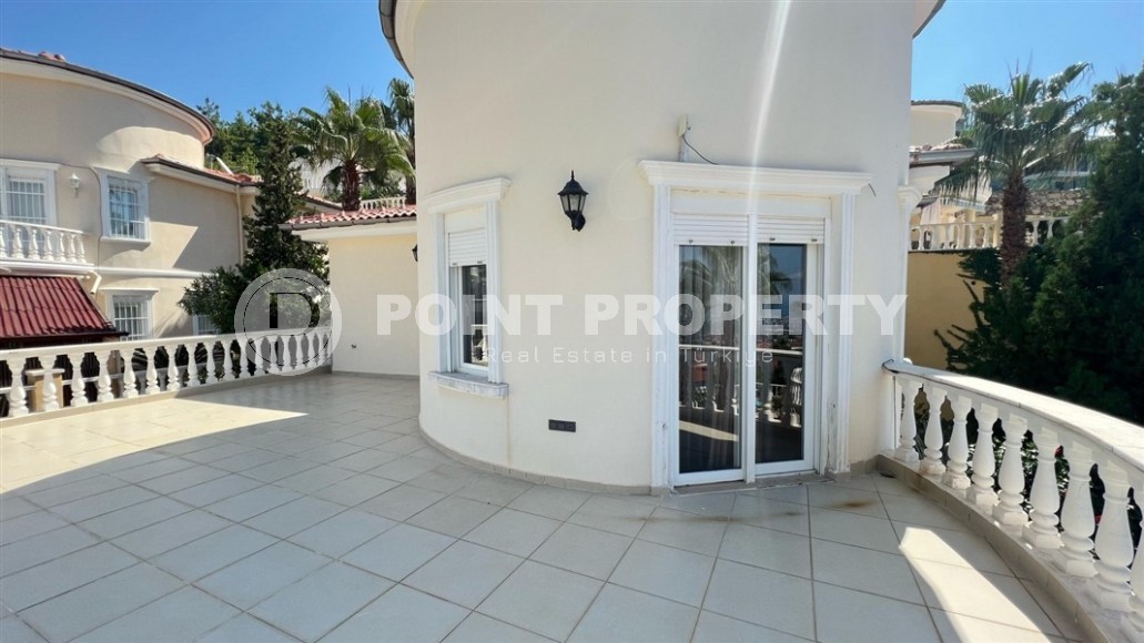 Panoramic villa with sea and mountain views in a picturesque, ecologically clean area of Alanya - Kargicak-id-6975-photo-16