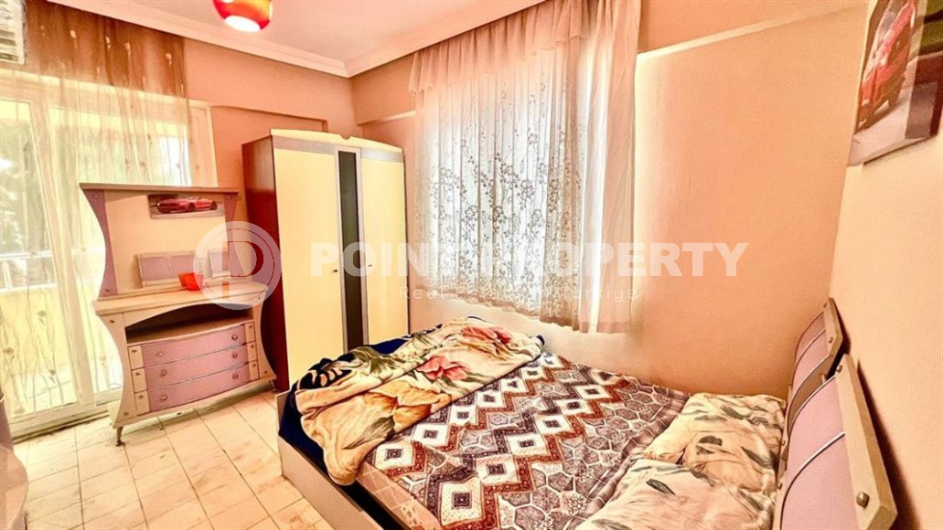 Comfortable apartment 2+1 on the 1st floor in a building built in 2002, in the center of Mahmutlar district-id-6978-photo-5