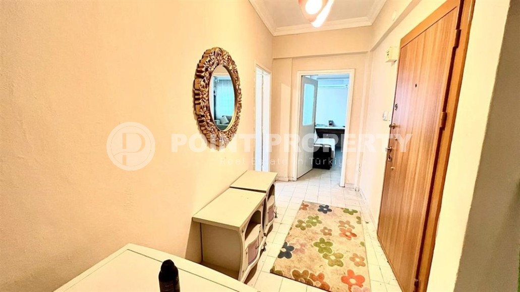 Comfortable apartment 2+1 on the 1st floor in a building built in 2002, in the center of Mahmutlar district-id-6978-photo-7