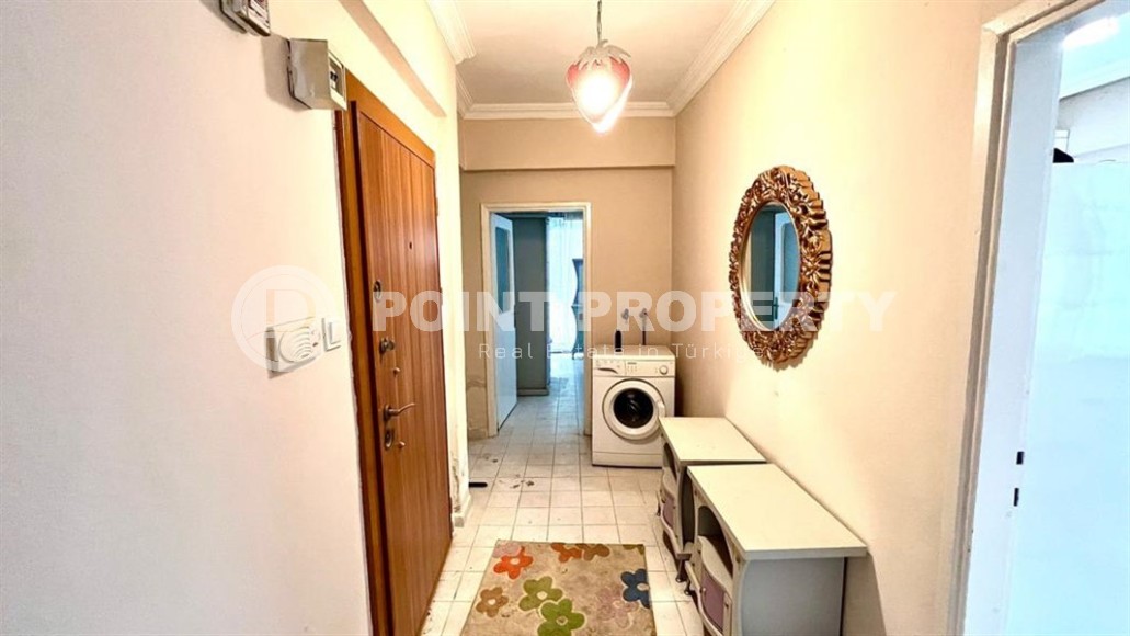 Comfortable apartment 2+1 on the 1st floor in a building built in 2002, in the center of Mahmutlar district-id-6978-photo-8